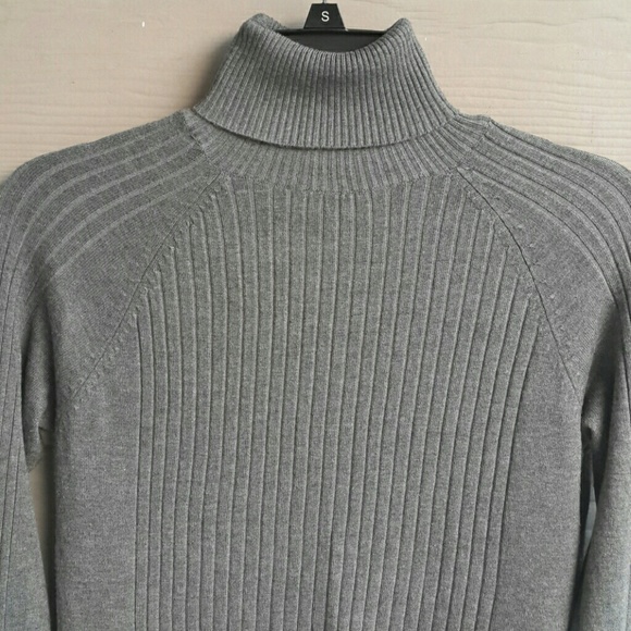 ZARA Grey Stretchy Ribbed Knit Lettuce Hem Casual Classic Basic Turtleneck - Picture 10 of 16